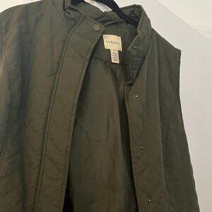 GH Bass & CO Olive Quilted Vest